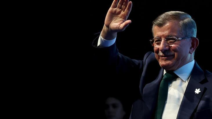 Sözleri tartışma yaratan Davutoğlu’ndan bir açıklama daha